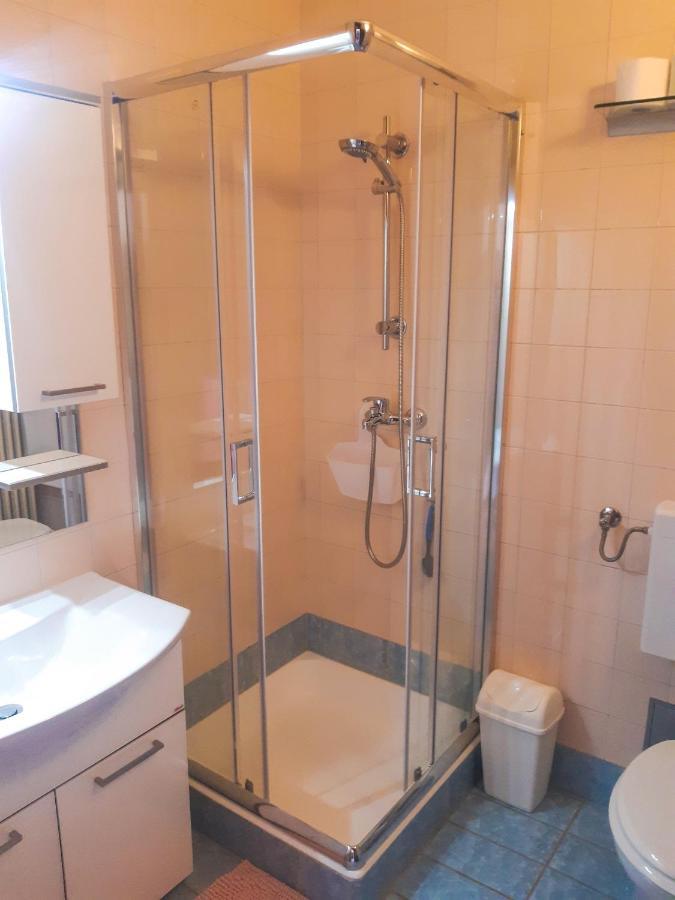 Apartmani Jutro Новалья Экстерьер фото
