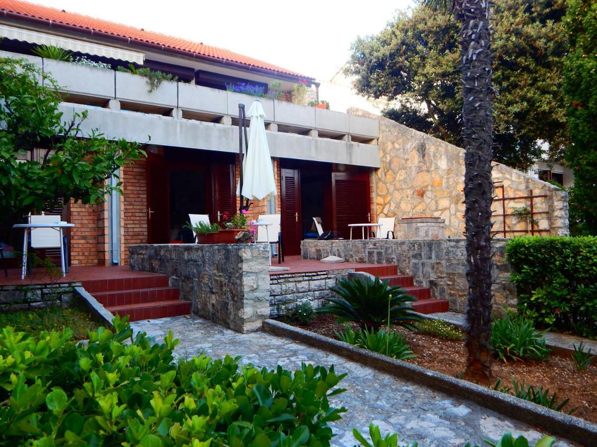 Apartmani Jutro Новалья Экстерьер фото